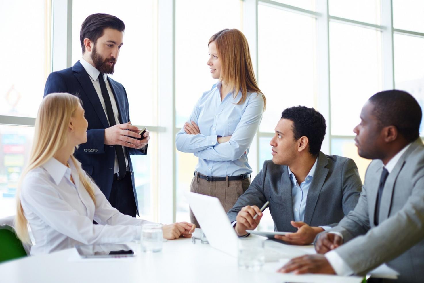 Gráficos de análisis en pantalla de ordenador